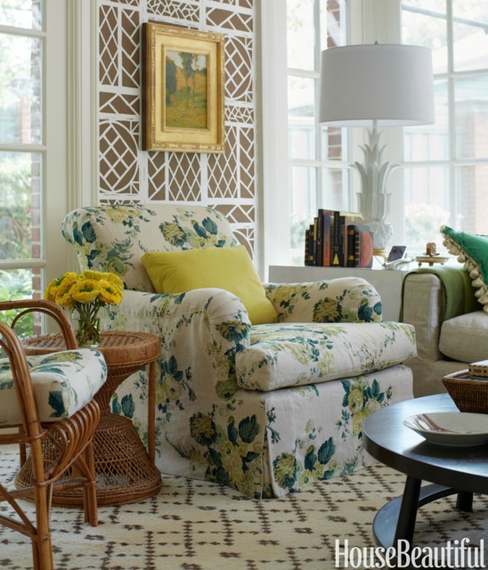 Tom Scheerer, chair upholstered in Dahlia, by Clerence House. Lyford Trellis wallpaper
