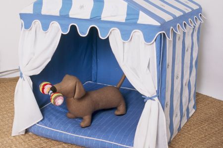 RAJ Tent Club, Dog Tent