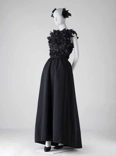  The Rachel L. Mellon Collection Exhibition at Cristobal Balenciaga Museoa -