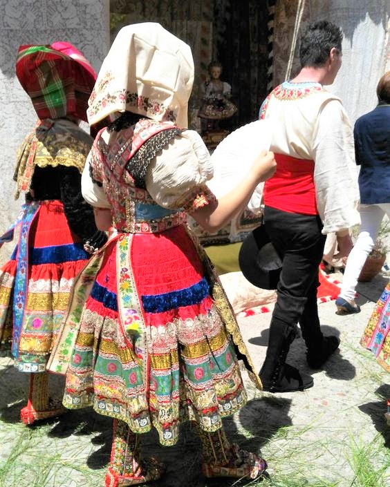 Corpus Christi in Lagartera. Popular Costume