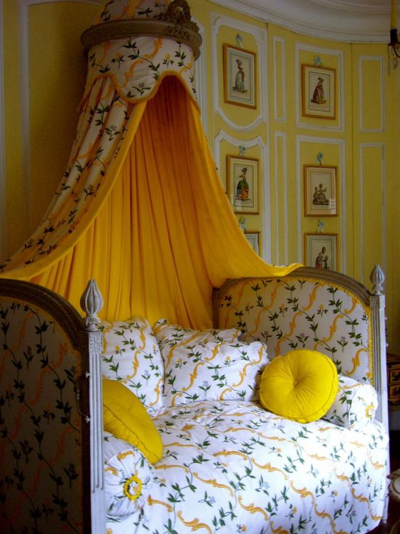 In the mood for yellow – Directorio Deco by Gloria Gonzalez