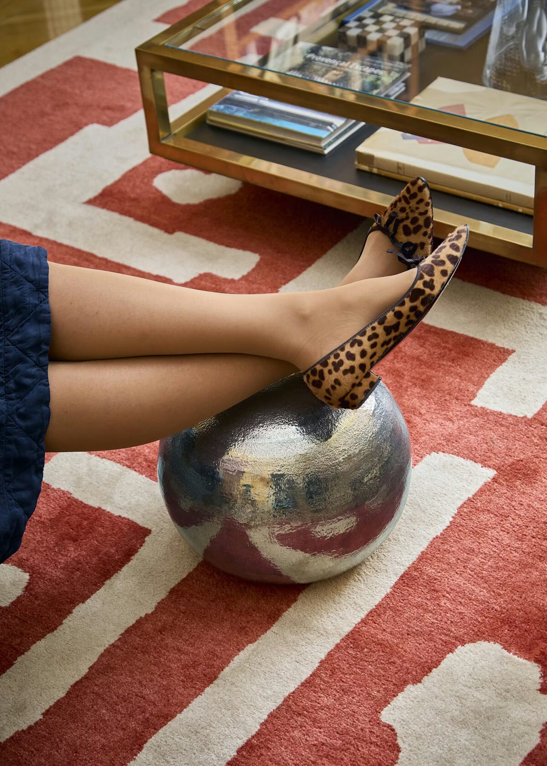 Victoria Stainow Helena Lacy stool